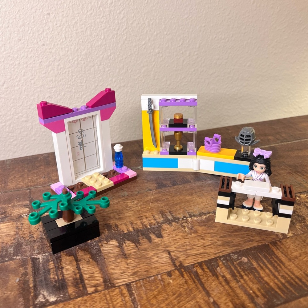 Lego Friends 41002 Emma’s Karate Classroom